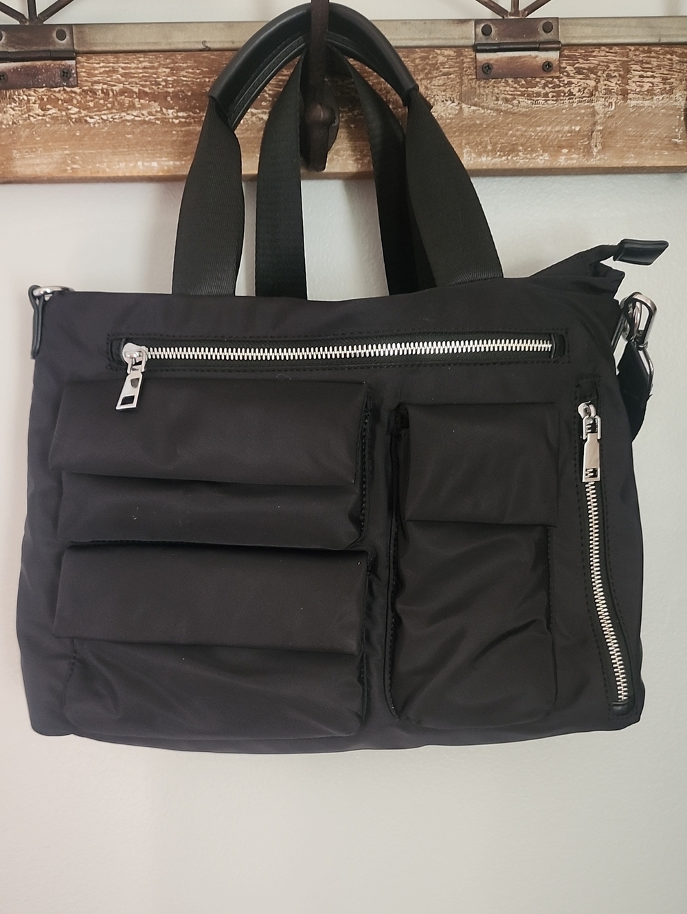 Miztique Black Quilted Pocket Messenger Bag for Women
